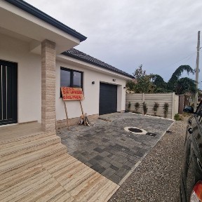 Casa de vanzare Str Căprioarei la cheie