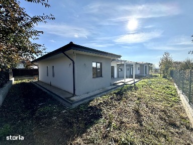 GARAJ! Debara! Incalz in pard! Casa 4 camere, Breazu