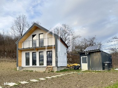 Cabana cu 3 camere, 600mp teren, izolatie cu vata minerala, Cristian