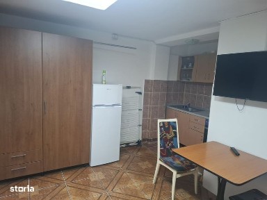 De inchiriat garsoniera 1 camera