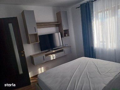 Apartament 3 camere Scornicesti