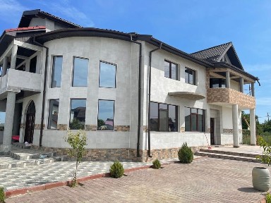 Vila de vânzare slobozia