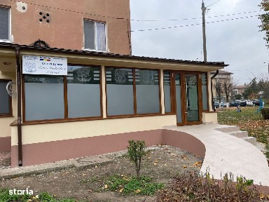 Spatiu comercial Onesti 76 mp Bd. Republicii 6