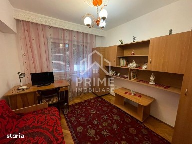 Apartament 3 camere| 56 mp, etaj 3| zona Ampoi 1