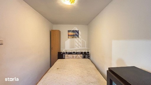 Apartament cu 3 camere in zona Sagului, centrala termica si ac