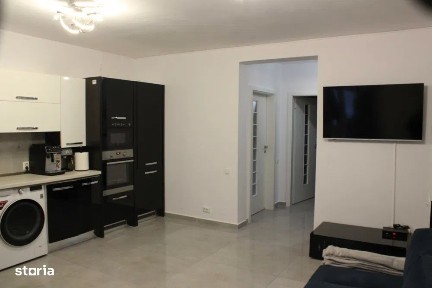 Apartament cu 3 camere, 68 mp, terasa, zona Razoare