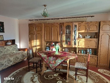 Casă rezidențială lemn, gata de utilizare, teren 4400 mp