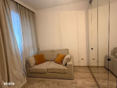 Apartament cu 3 camere, situat pe Strada Biruinței