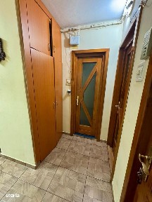 Apartament 3 camere zona TRACTORUL