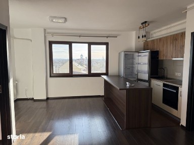 Apartament 3 camere cu loc de parcare