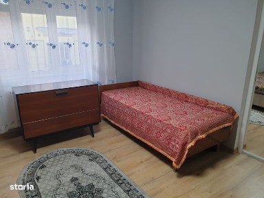 Dau in chirie la casa