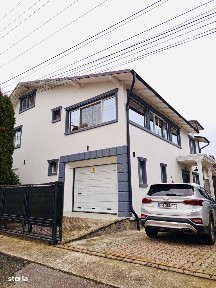 Vila în stil American - Total independentă energetic, garaj + terasă!
