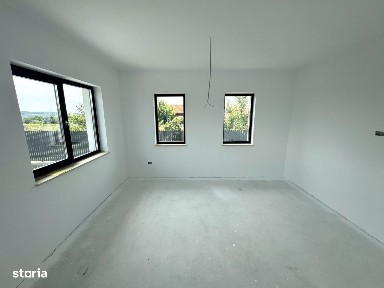 GARAJ! Debara! Incalz in pard! Casa 4 camere, Breazu