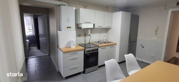 Apartamente de inchiriat