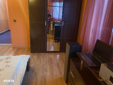 Apartament 4 camere, zona centrala - Inspectoratul Scolar,suprafata