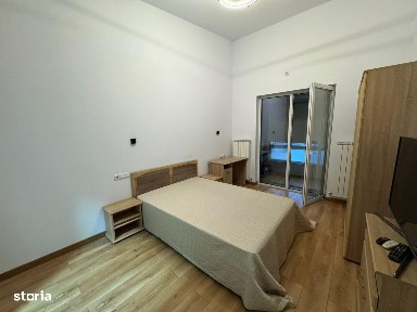 Apartament cu 4 camere Pacurari