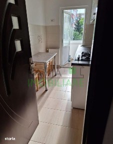 Apartament 3 camere, decomandat, etaj 1 - Zona Tractorul, mobilat si