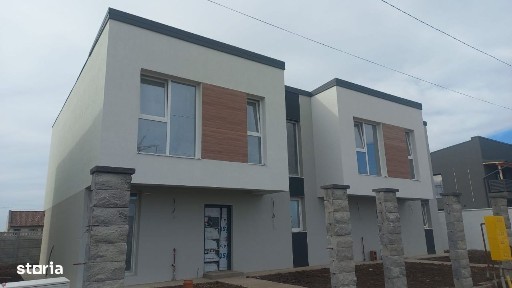 Casa de vanzare - Comuna Berceni/350 mp