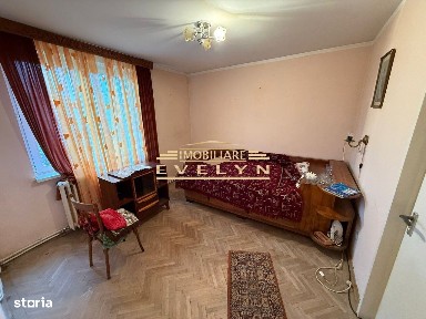 De vânzare apartament 2 camere - Etaj 3 - Zona Parcul Mihai