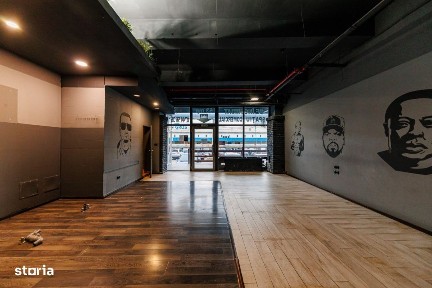 Spatiu Comercial pt horeca/salon, cu vitrina si parcare, Kapa Center