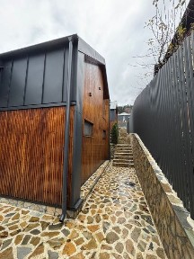 2 cabane scandinave moderne + management inclus + ROI 9.5 ani