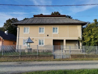 Vând casă în Ocoliș județul Maramureș 446mp și teren 1000mp