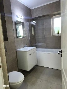 Apartament cu 3 camere, 70 mp, zona Est