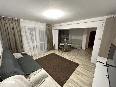 P.F Vand apartament 3 camere Mazepa 2 Bloc stradal