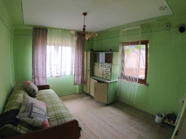 Casa cu teren generos de vânzare in orasul Miercurea Sibiului