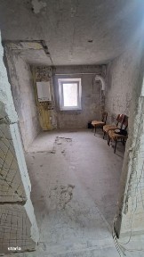 Proprietar vand apartament cu 3 camere