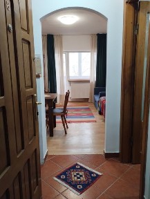 Vând garsonieră etj 1 lângă Carrefour/G. Coșbuc