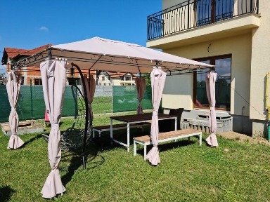 casa si curte 5 ari semifinisata paulesti