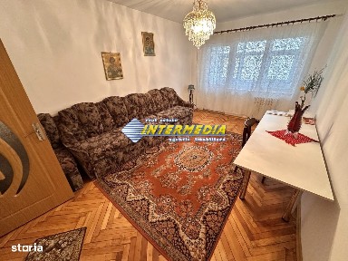 Apartament 3 camere decomandat etaj 3 Alba Iulia
