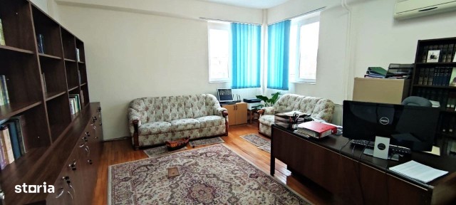 Cladire de birouri situata in zona centrala din ORADEA