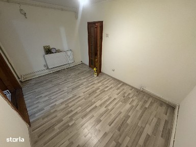 Garsoniera zona Tomis Nord