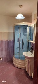 Apartament cu 2 camere, zona Dambovita