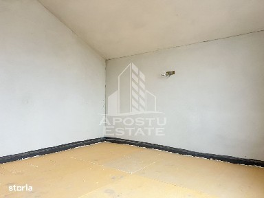 Casa individuala cu 5 camere, 653mp teren, in Sanandrei