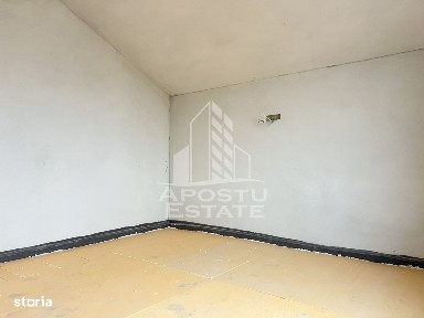 Casa individuala cu 5 camere, 653mp teren, in Sanandrei