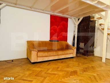 Garsoniera spatioasa, tip duplex, in centrul istoric al Brasovului