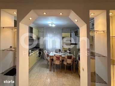 Apartament 2 camere de închiriat | central | etaj 1 | decomandat |