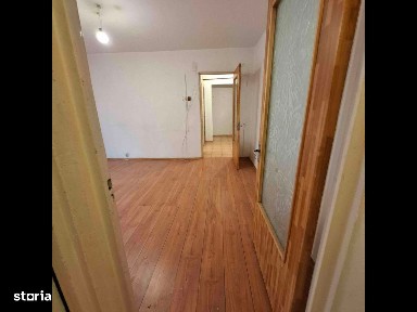 Ap 3 cam sd etaj 1/4 cu centrală zona Alexandru cel Bun