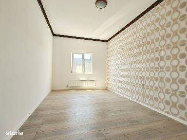 Vindem casa in Navodari