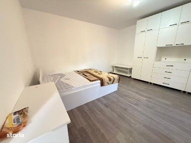 Casa la curte comuna, 1 camera, 40 mp + terasa generoasa - Balcescu