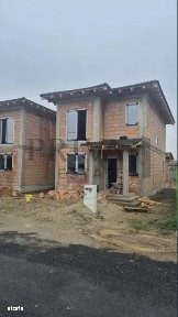 Casa individuală 4 camere, 3 bai, teren 300 mp, Chisoda
