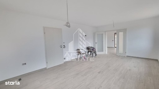 Casa individuala cu 4 camere si garaj, Giarmata