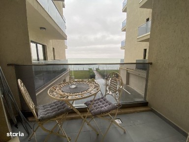 Studio | Vedere frontala spre lac | Solid House Butoaie | Termen lung