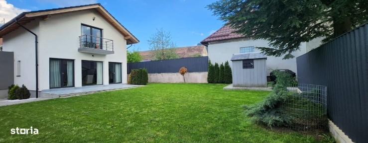 Casa Sacele-Turches, P+M, 3 dormitoare si living, terasa, teren 453 mp