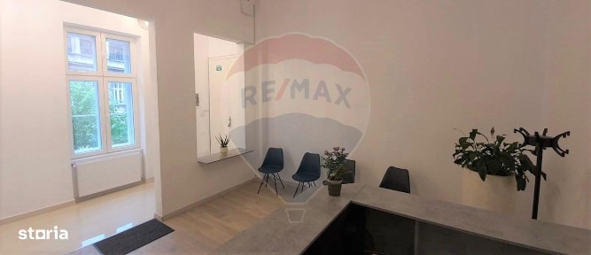 Spațiu de închiriat 149 mp, ultracentral, în Palatul Neumann