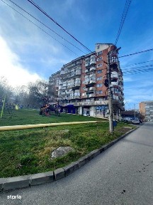 Vand apartament iubitorilor de schi si munte