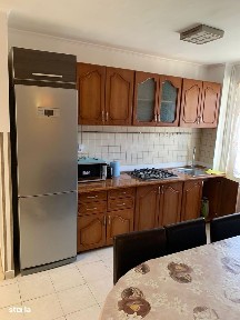 Apartament de inchiriat 3 camere zona Nufarul